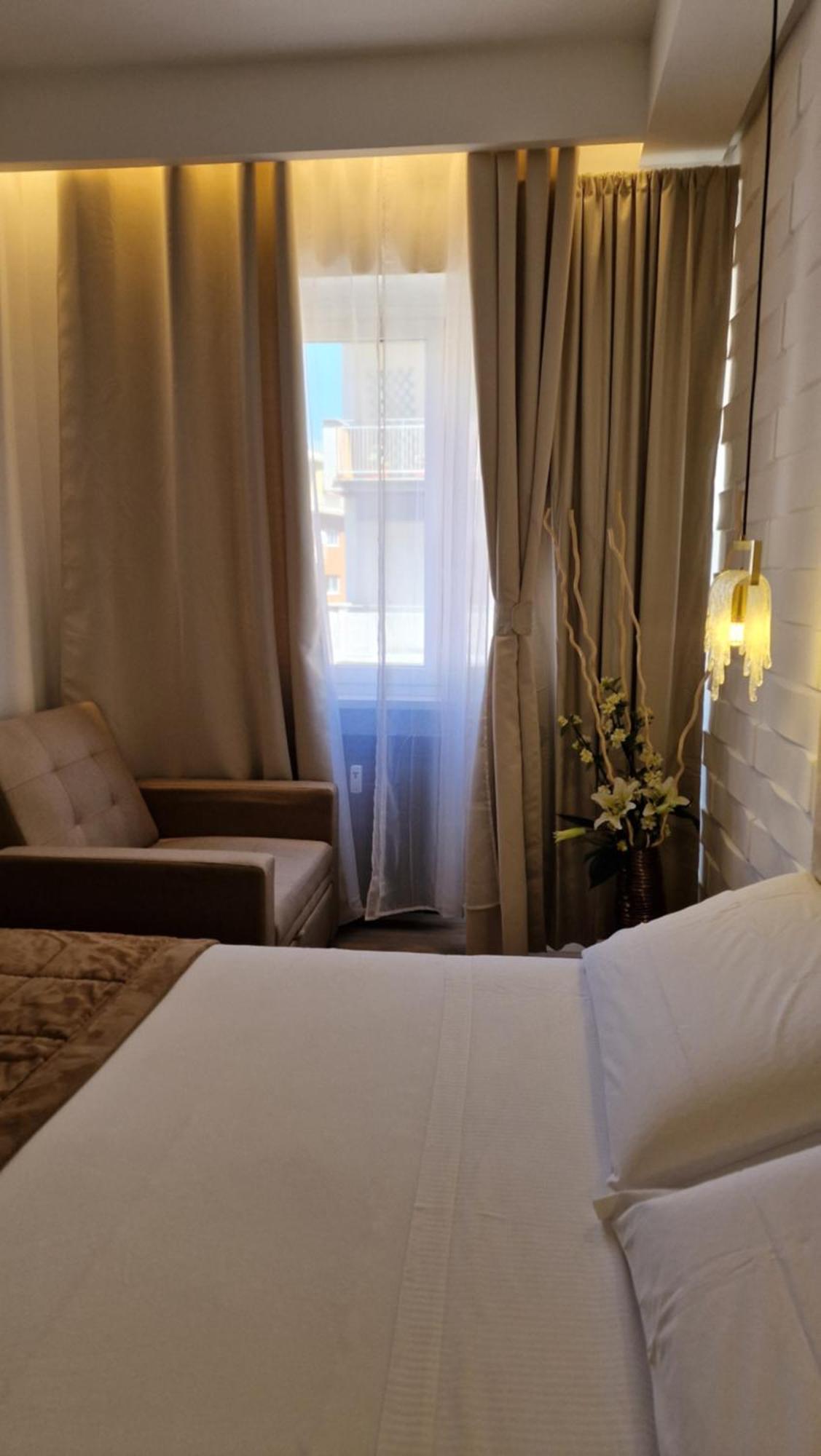 Living Bed & Breakfast Roma Ngoại thất bức ảnh